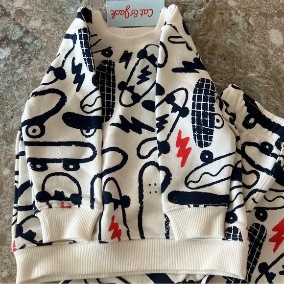 Cat & Jack Skateboard Sweat Set 12M NWT - Picture 5 of 11
